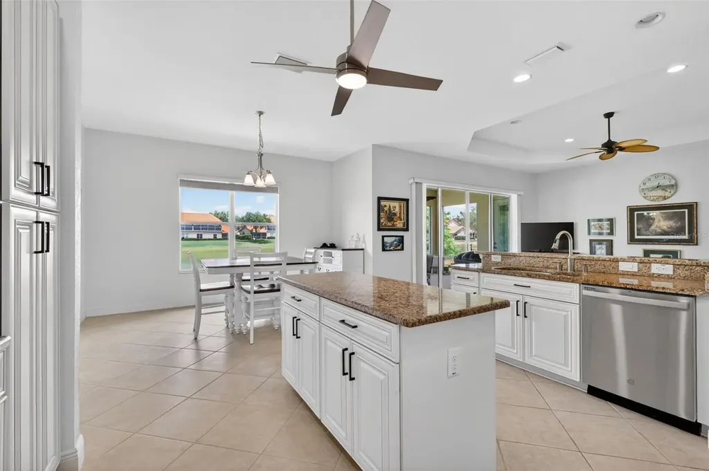 10180 Lake Miona Way Oxford FL 34484