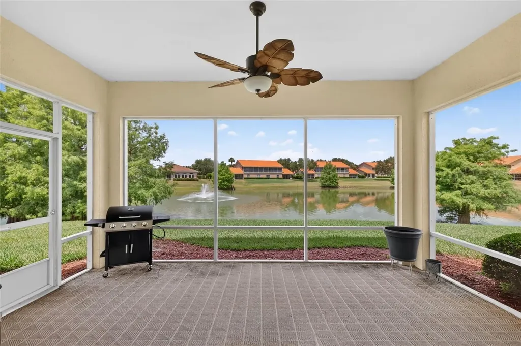 10180 Lake Miona Way Oxford FL 34484