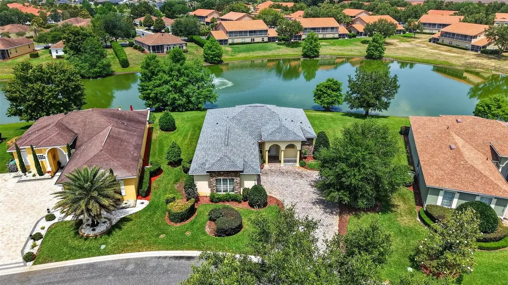 10180 Lake Miona Way Oxford FL 34484
