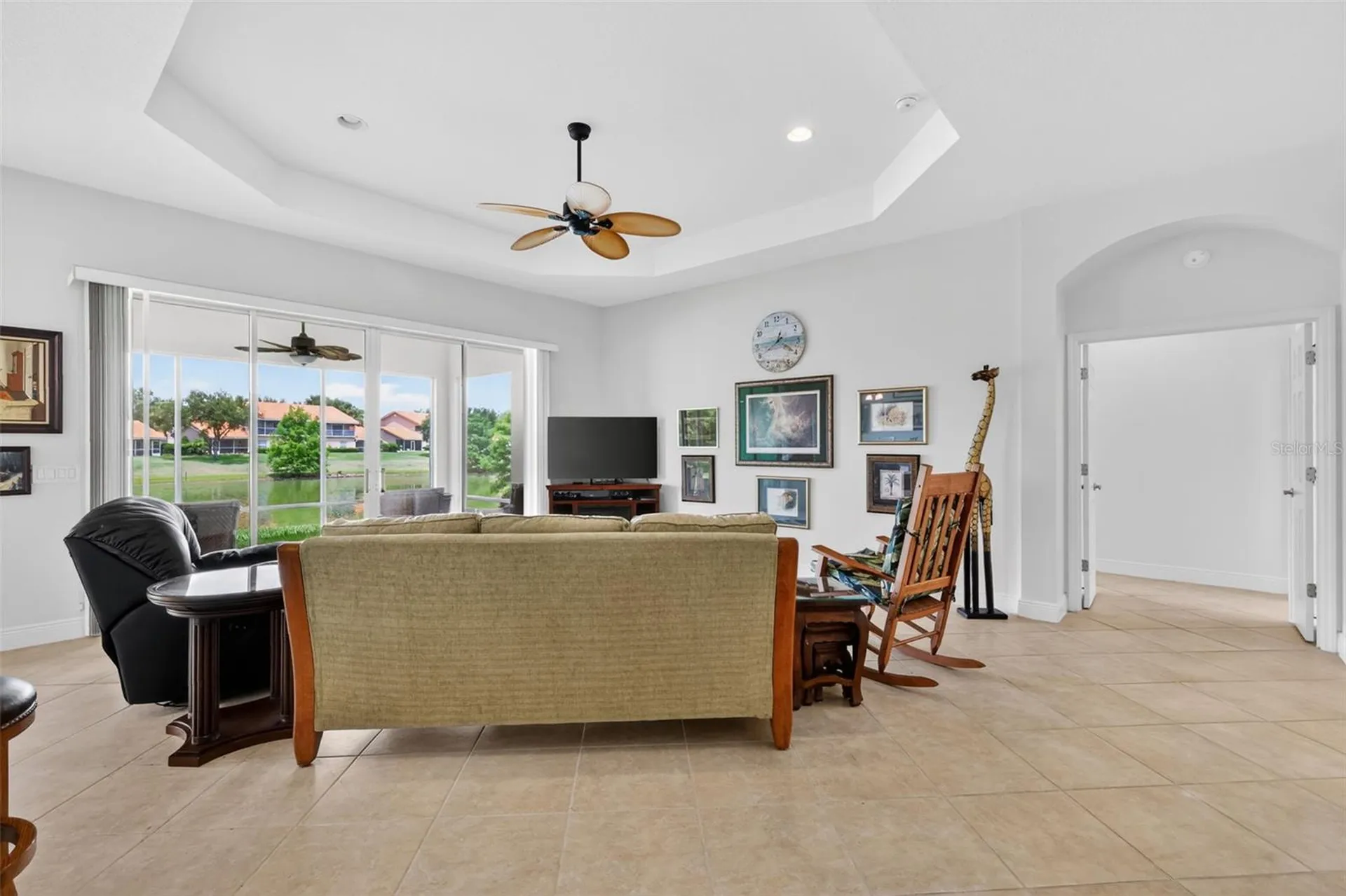 10180 Lake Miona Way Oxford FL 34484