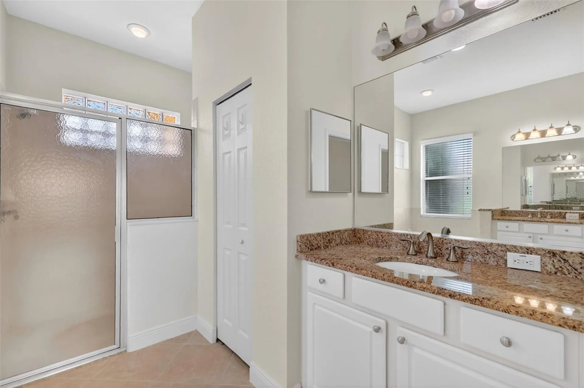 10180 Lake Miona Way Oxford FL 34484