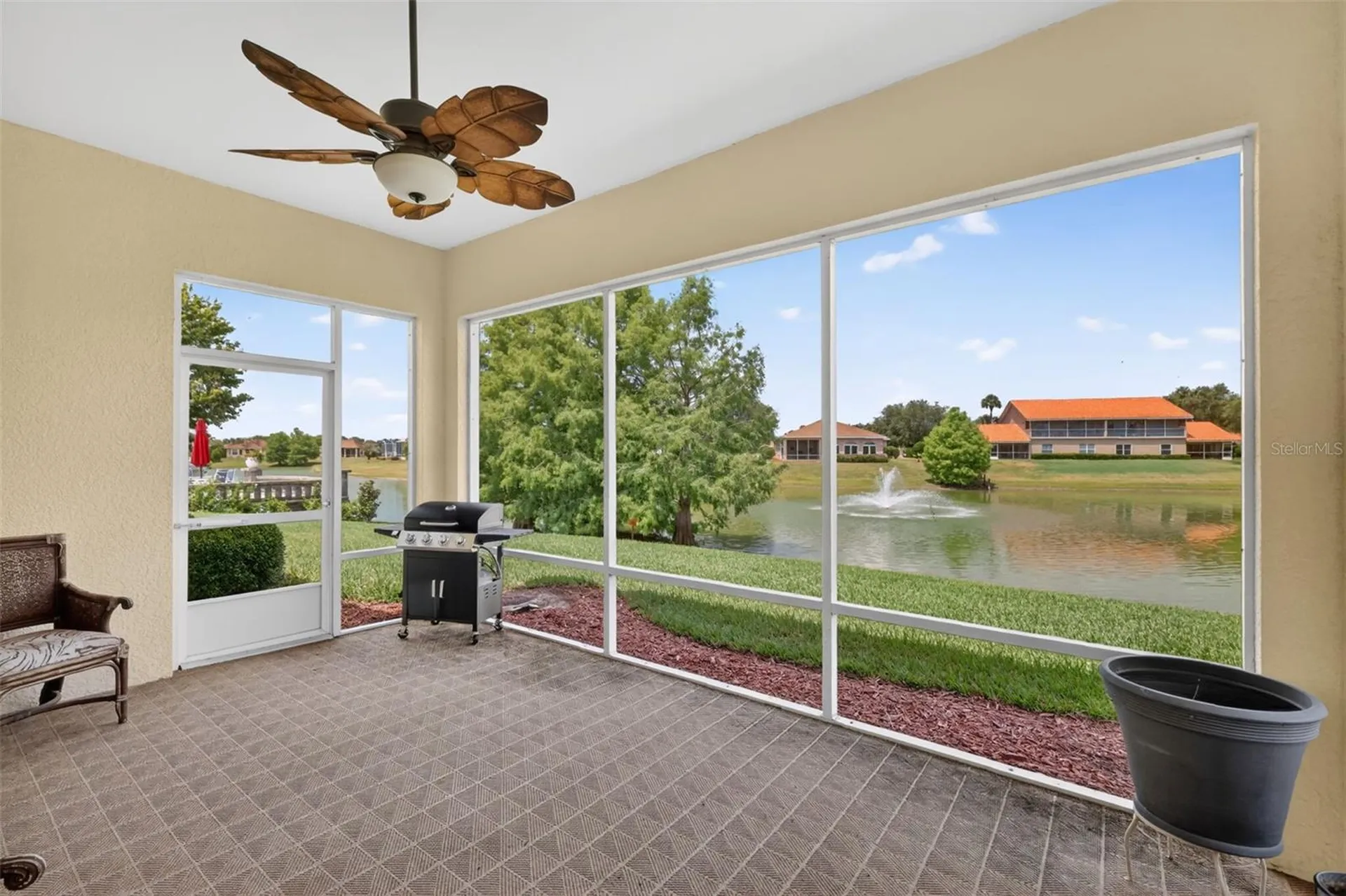 10180 Lake Miona Way Oxford FL 34484