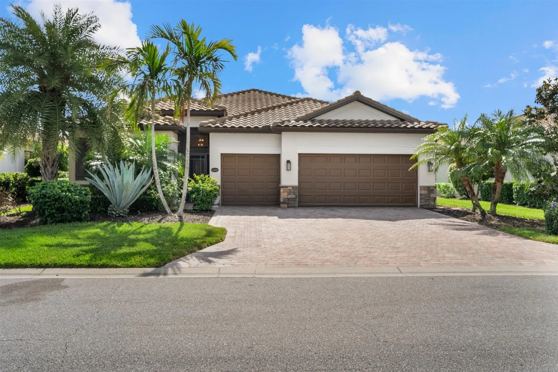 6860 Wild Lake Terrace Bradenton FL 34212