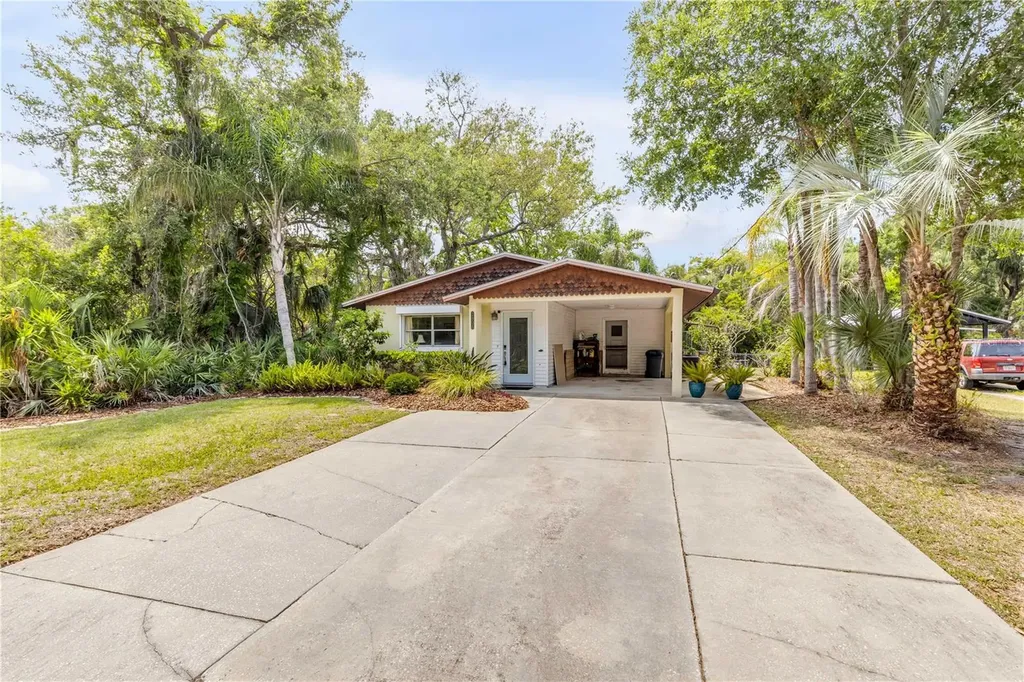 2806 Brookline Avenue New Smyrna Beach FL 32168