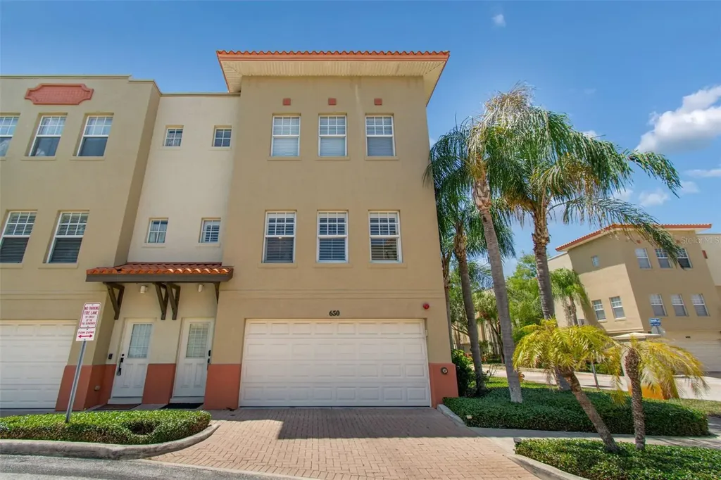 650 Siren Wind Lane Clearwater FL 33756