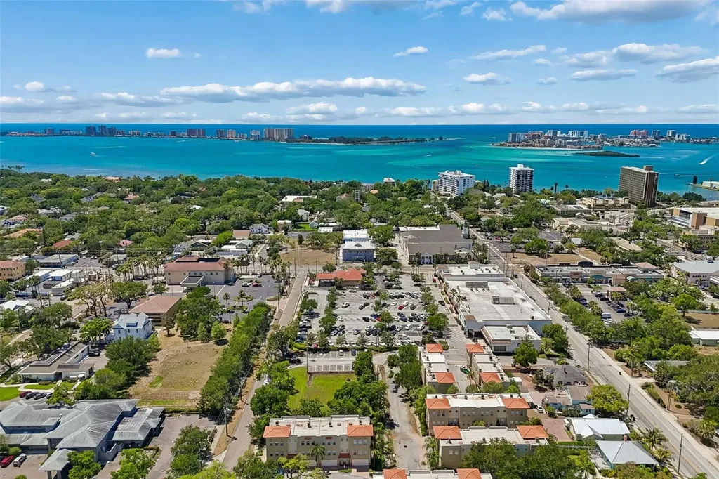 650 Siren Wind Lane Clearwater FL 33756