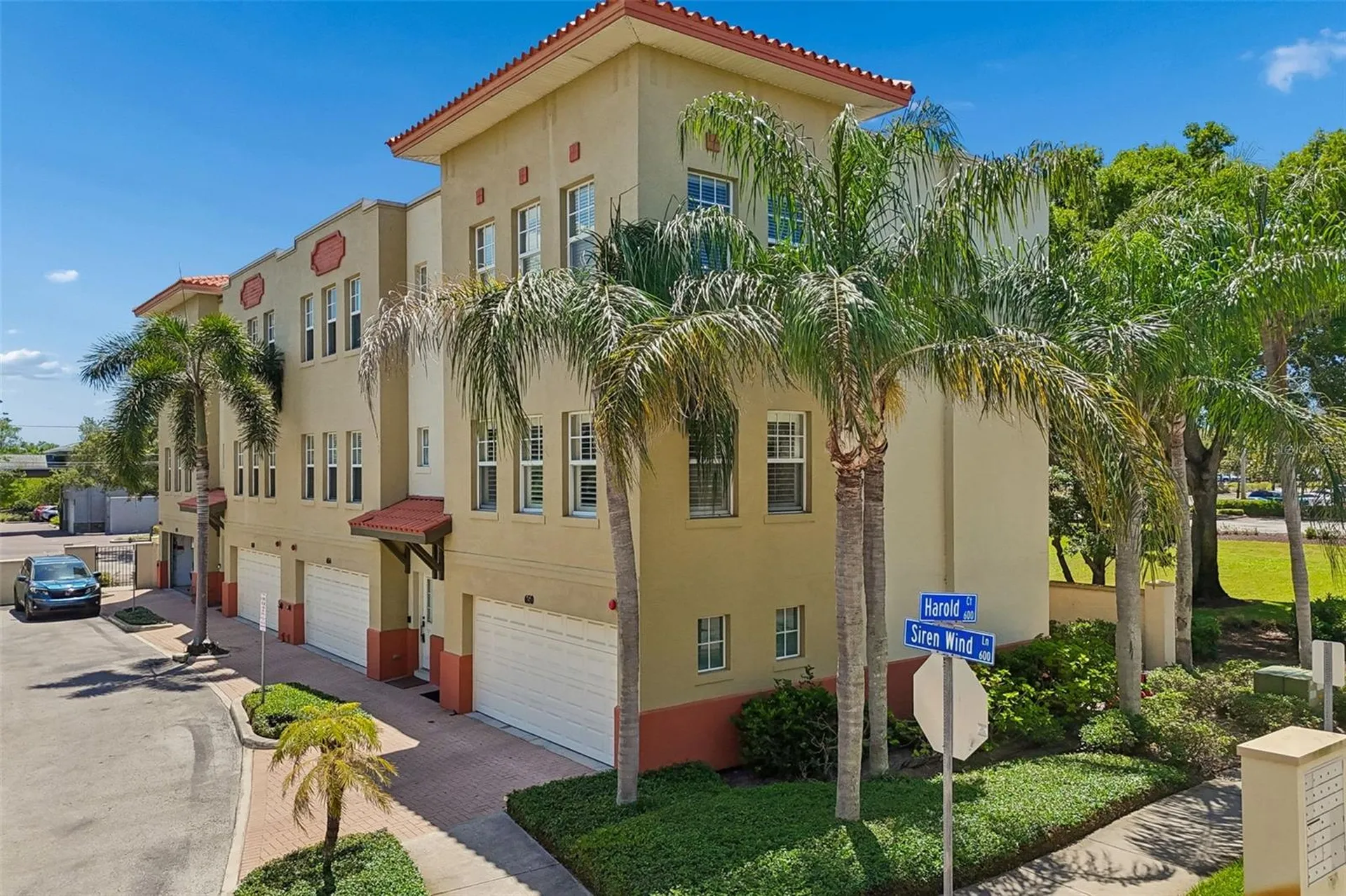 650 Siren Wind Lane Clearwater FL 33756