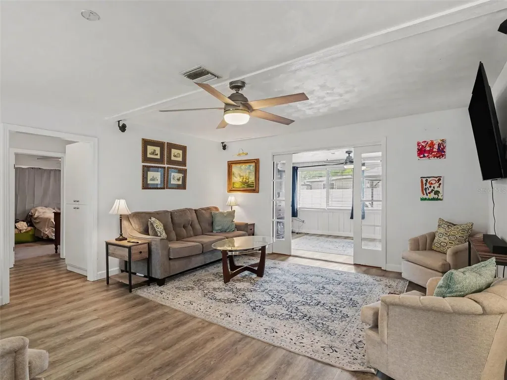4304 Midland Road Sarasota FL 34231