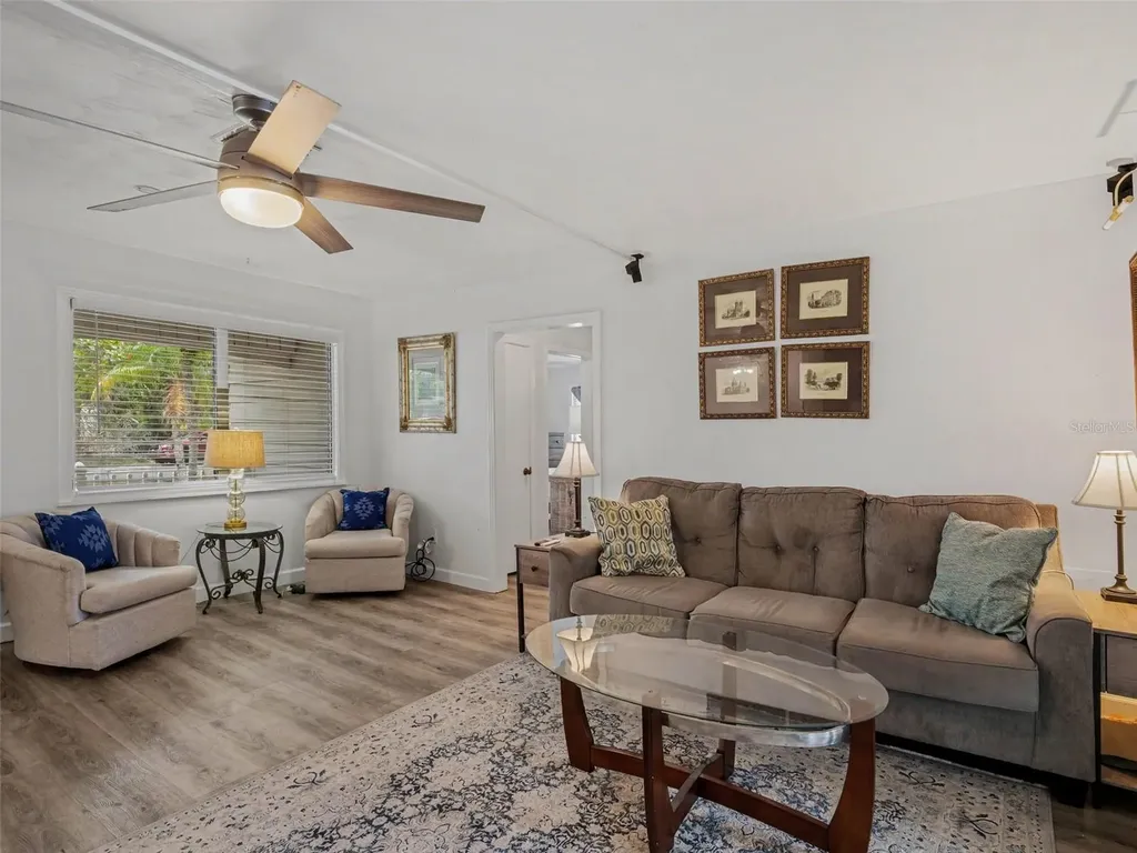 4304 Midland Road Sarasota FL 34231