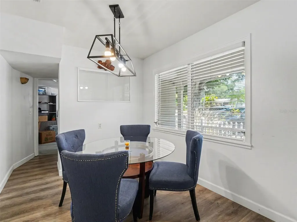 4304 Midland Road Sarasota FL 34231