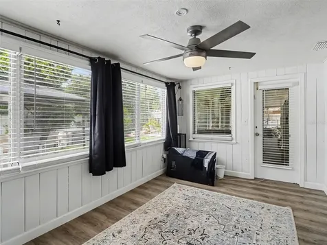 4304 Midland Road Sarasota FL 34231