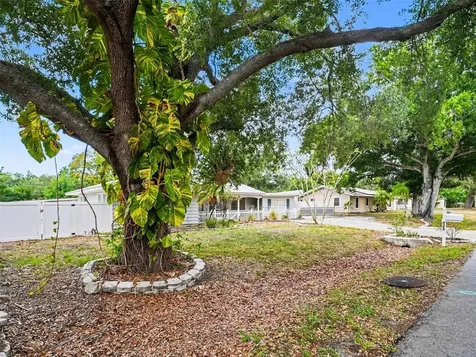 4304 Midland Road Sarasota FL 34231