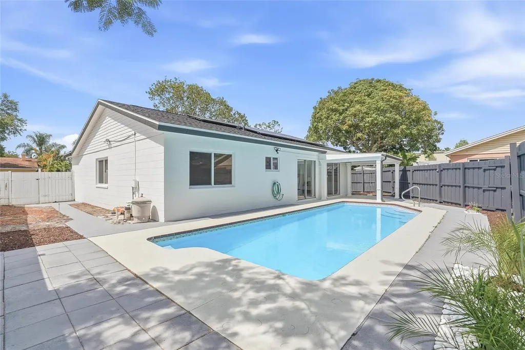 7037 124th Terrace Largo FL 33773