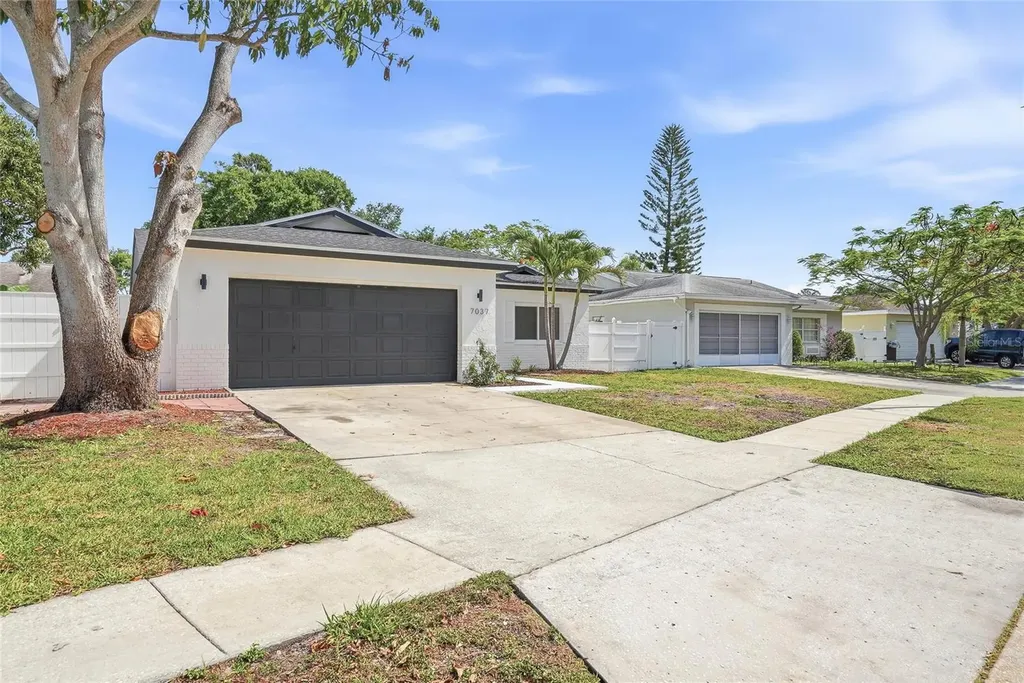7037 124th Terrace Largo FL 33773