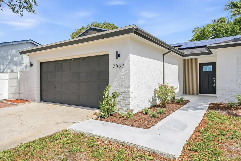7037 124th Terrace Largo FL 33773