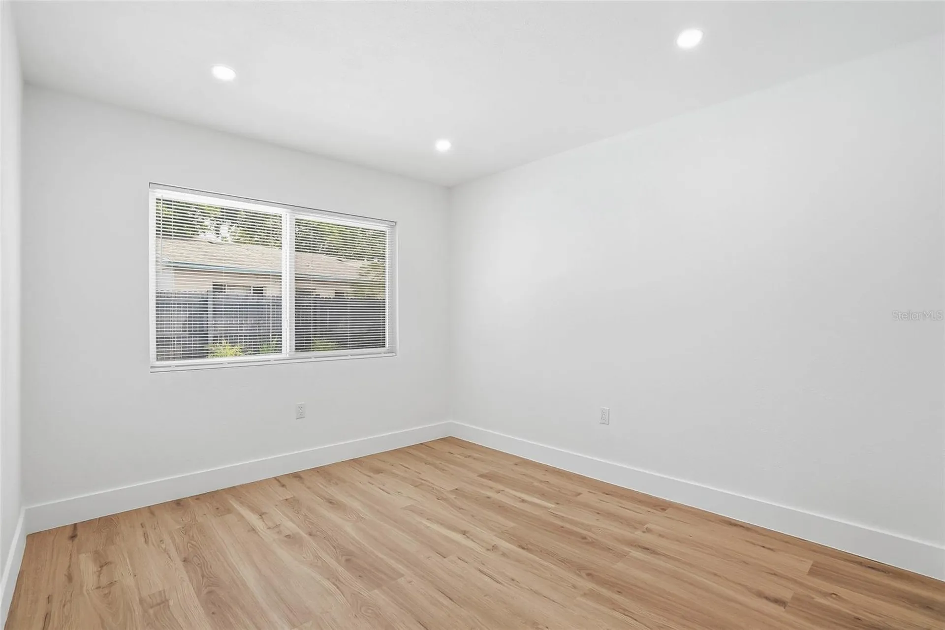 7037 124th Terrace Largo FL 33773
