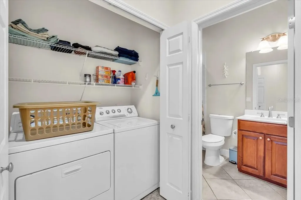 8106 Moonstone Drive Sarasota FL 34233