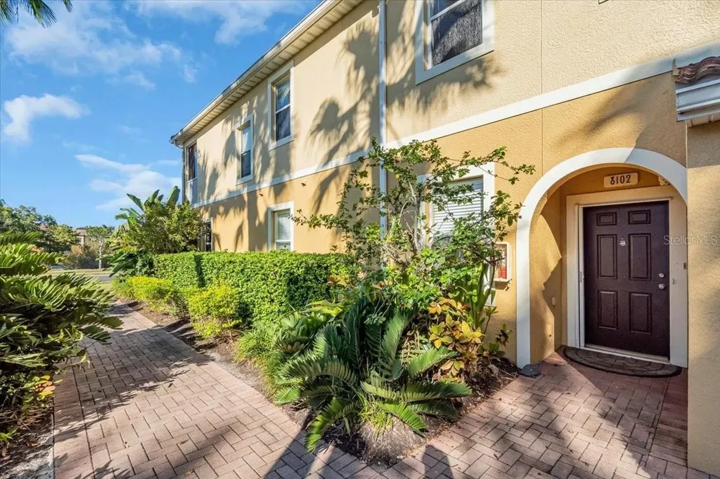 8106 Moonstone Drive Sarasota FL 34233