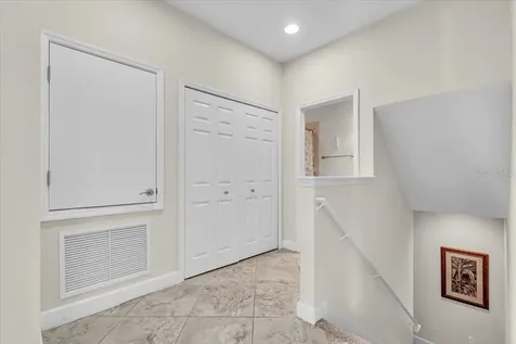 8106 Moonstone Drive Sarasota FL 34233