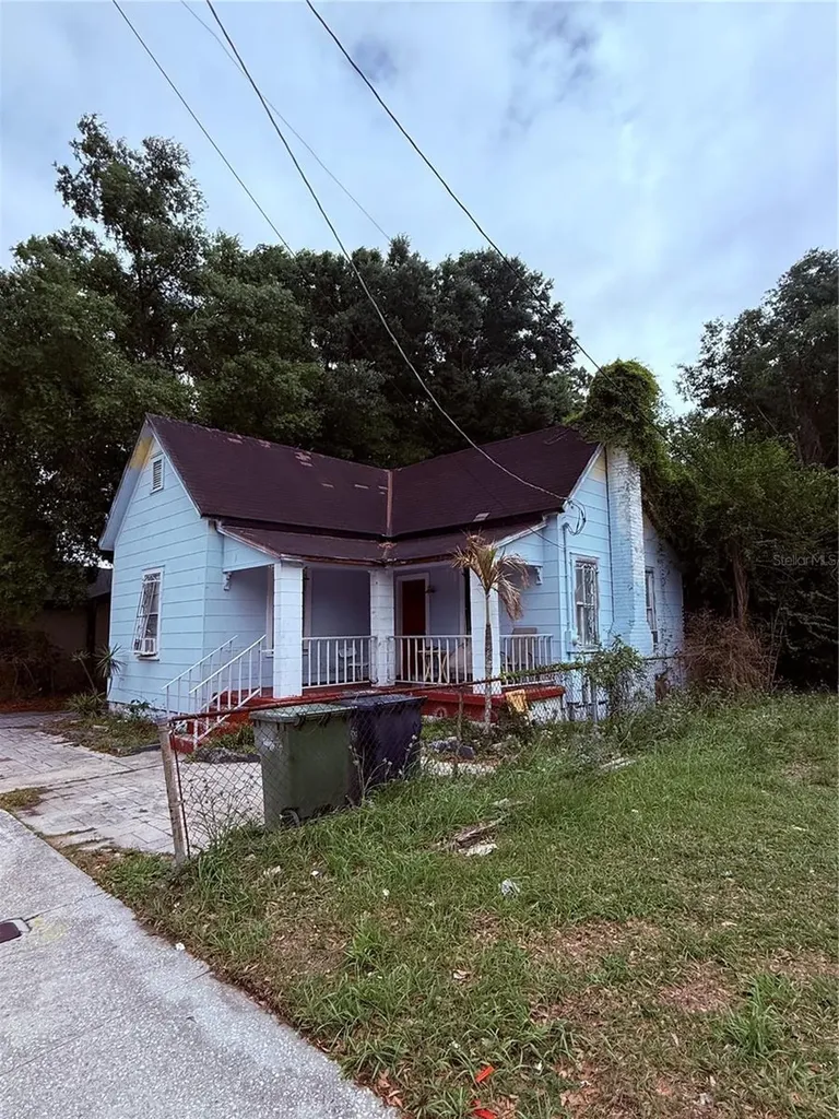 1209 E Dr Martin Luther King Jr Boulevard Tampa FL 33603
