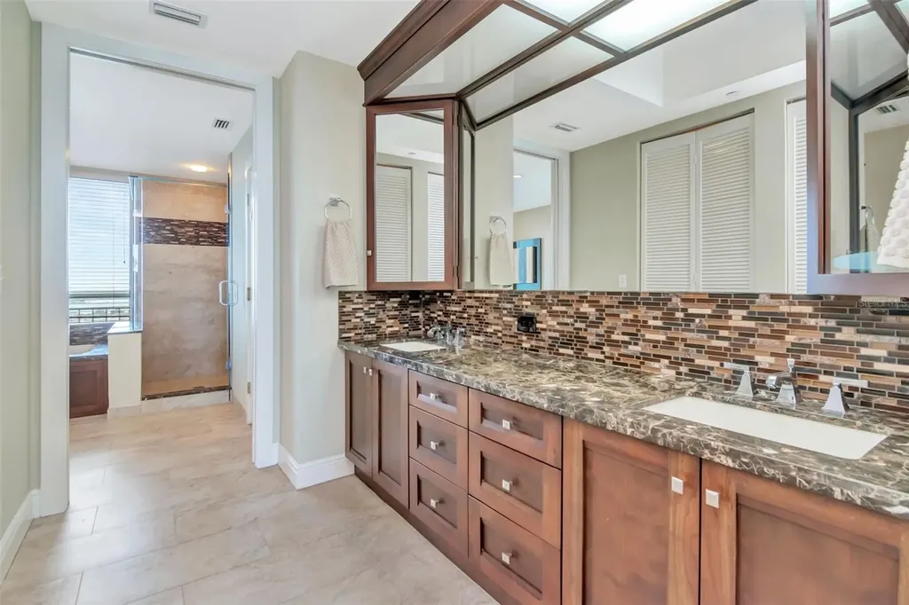 1560 Gulf Boulevard Clearwater Beach FL 33767