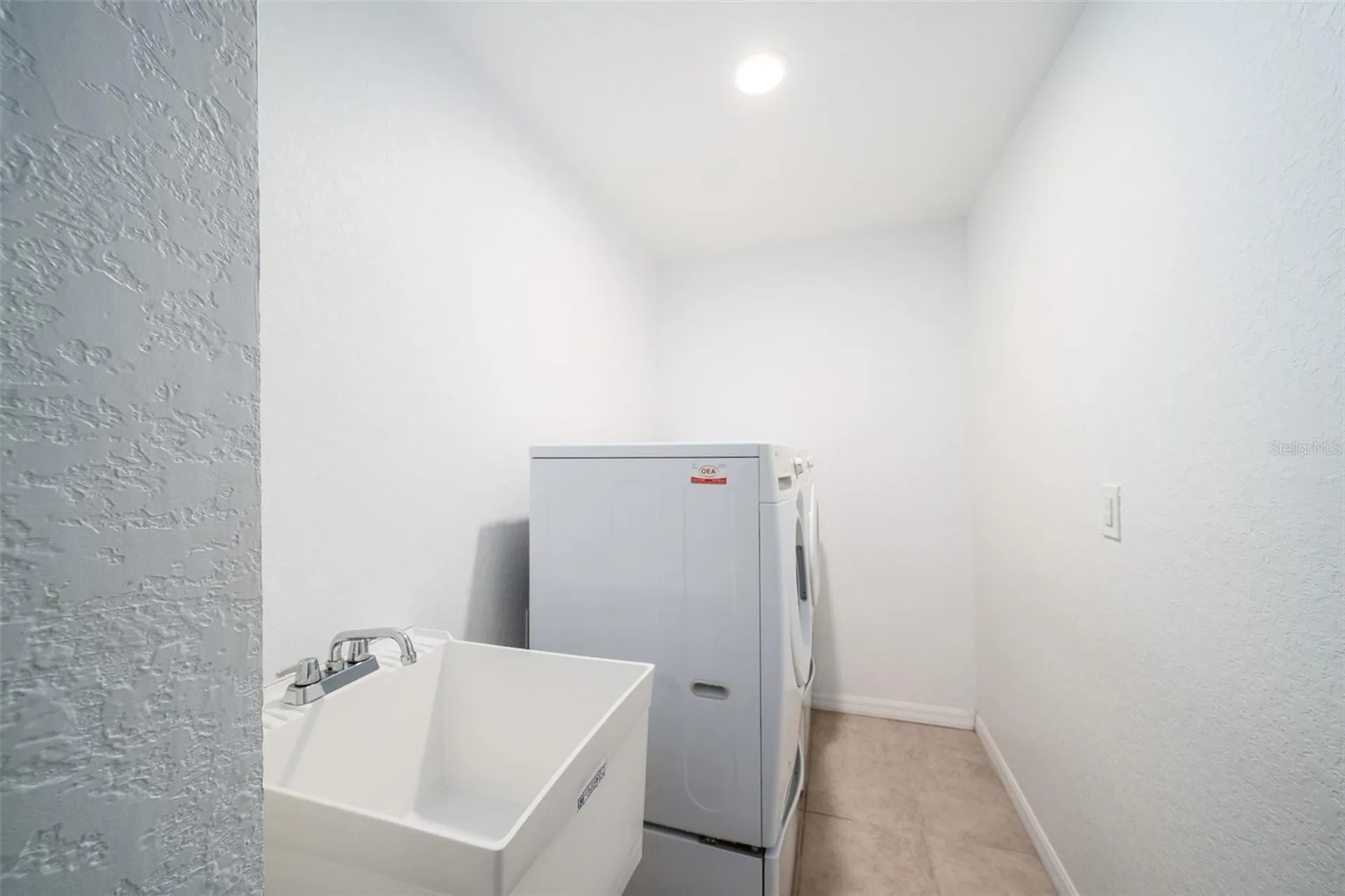 11200 Chalet Avenue Englewood FL 34224