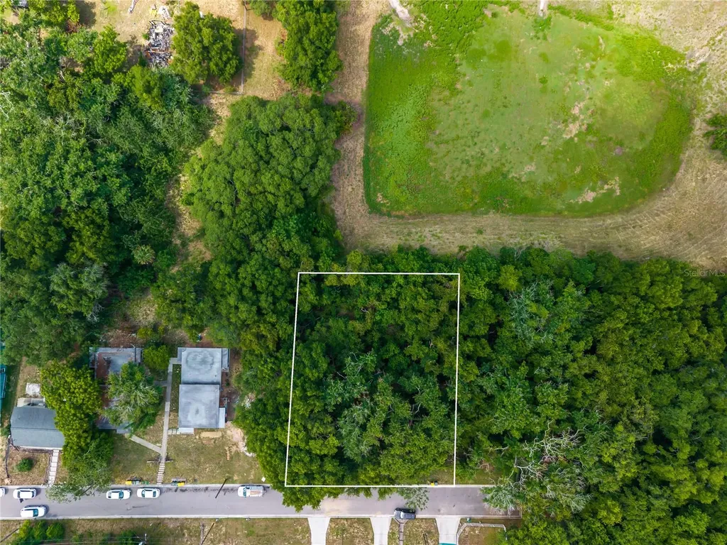 E Minneola Avenue Clermont FL 34711
