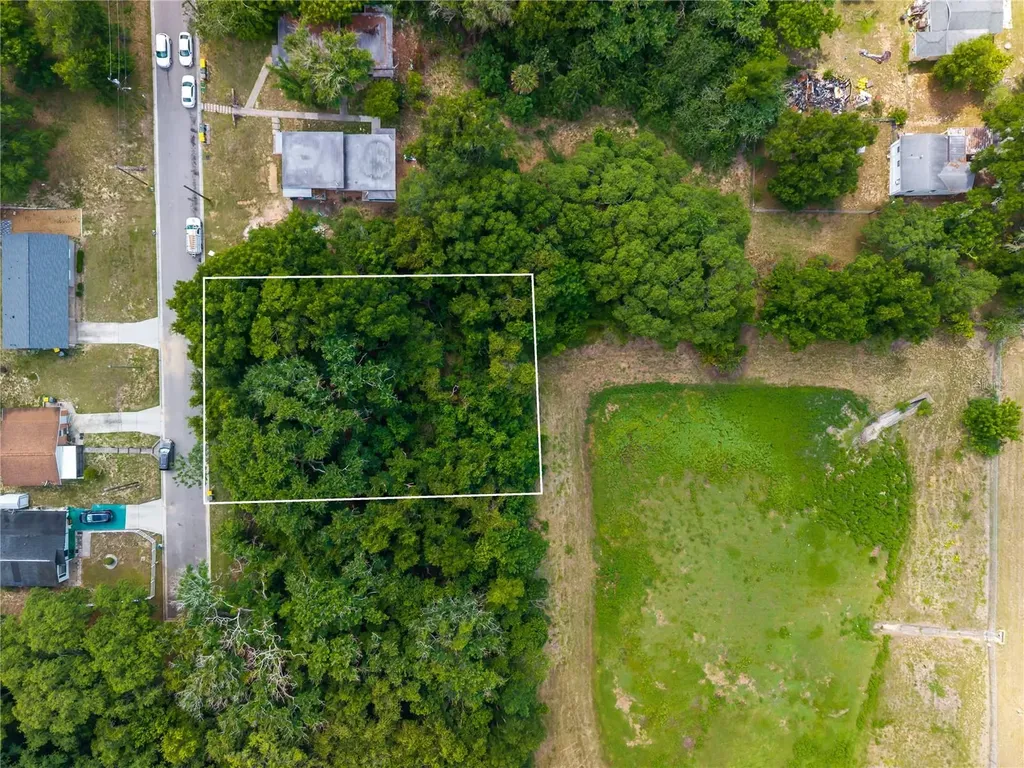 E Minneola Avenue Clermont FL 34711