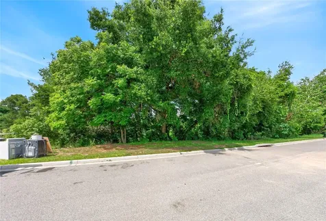 E Minneola Avenue Clermont FL 34711