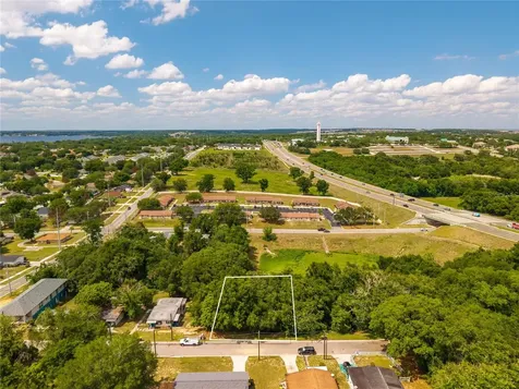 E Minneola Avenue Clermont FL 34711