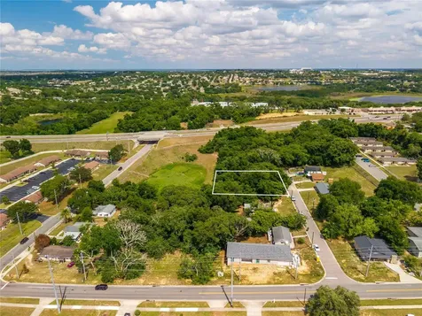 E Minneola Avenue Clermont FL 34711
