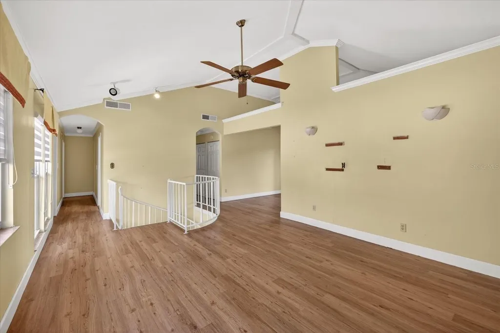 1005 Beaver Drive Tarpon Springs FL 34689