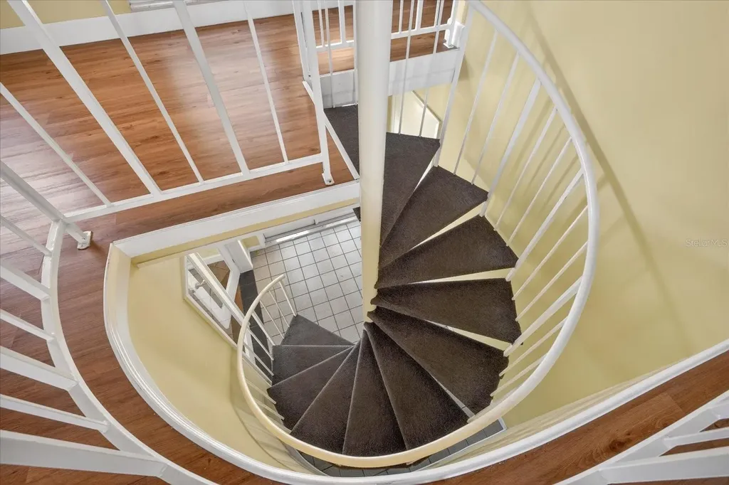 1005 Beaver Drive Tarpon Springs FL 34689