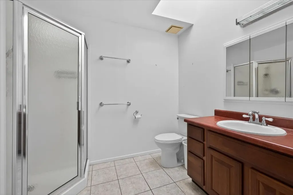 1005 Beaver Drive Tarpon Springs FL 34689