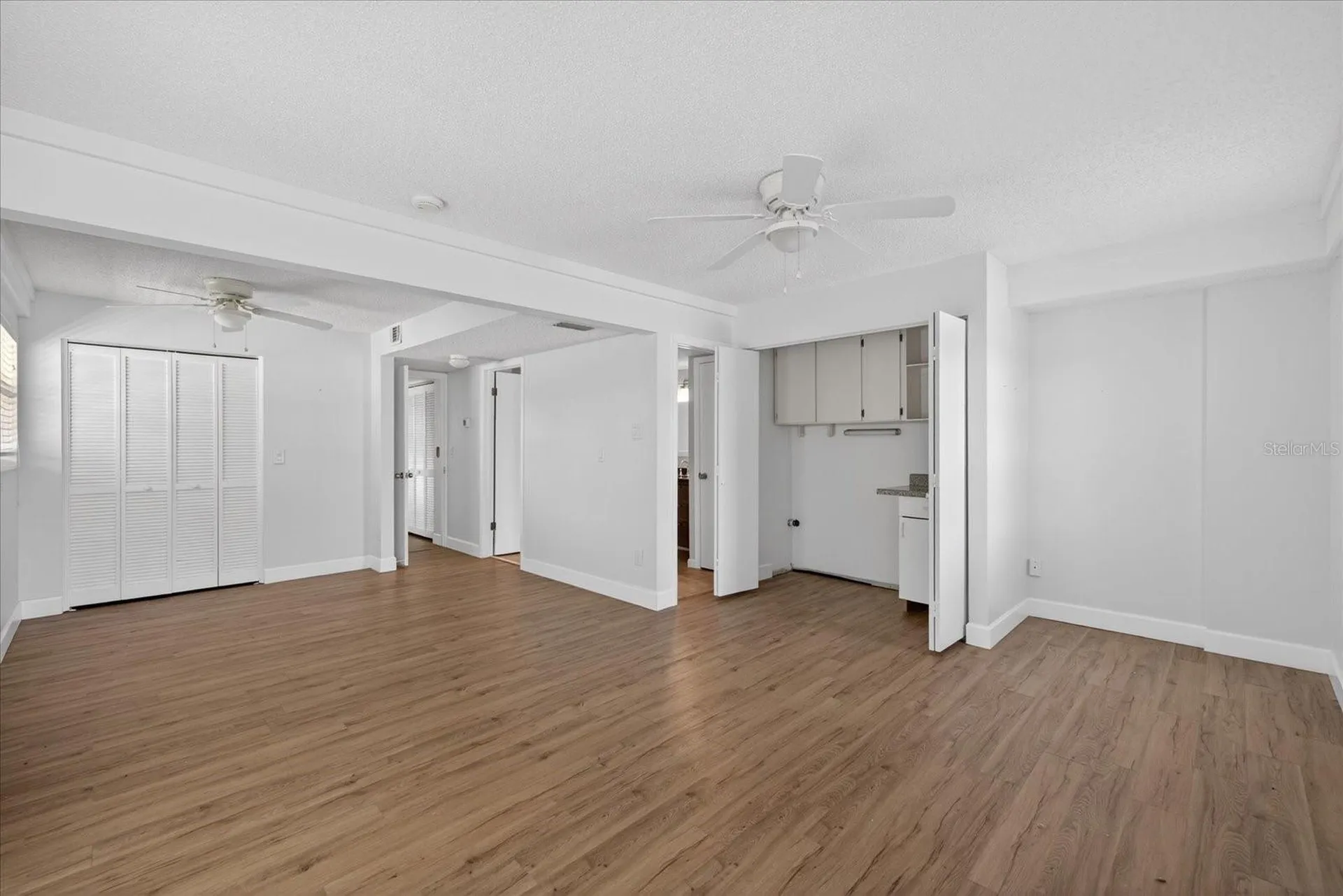 1005 Beaver Drive Tarpon Springs FL 34689