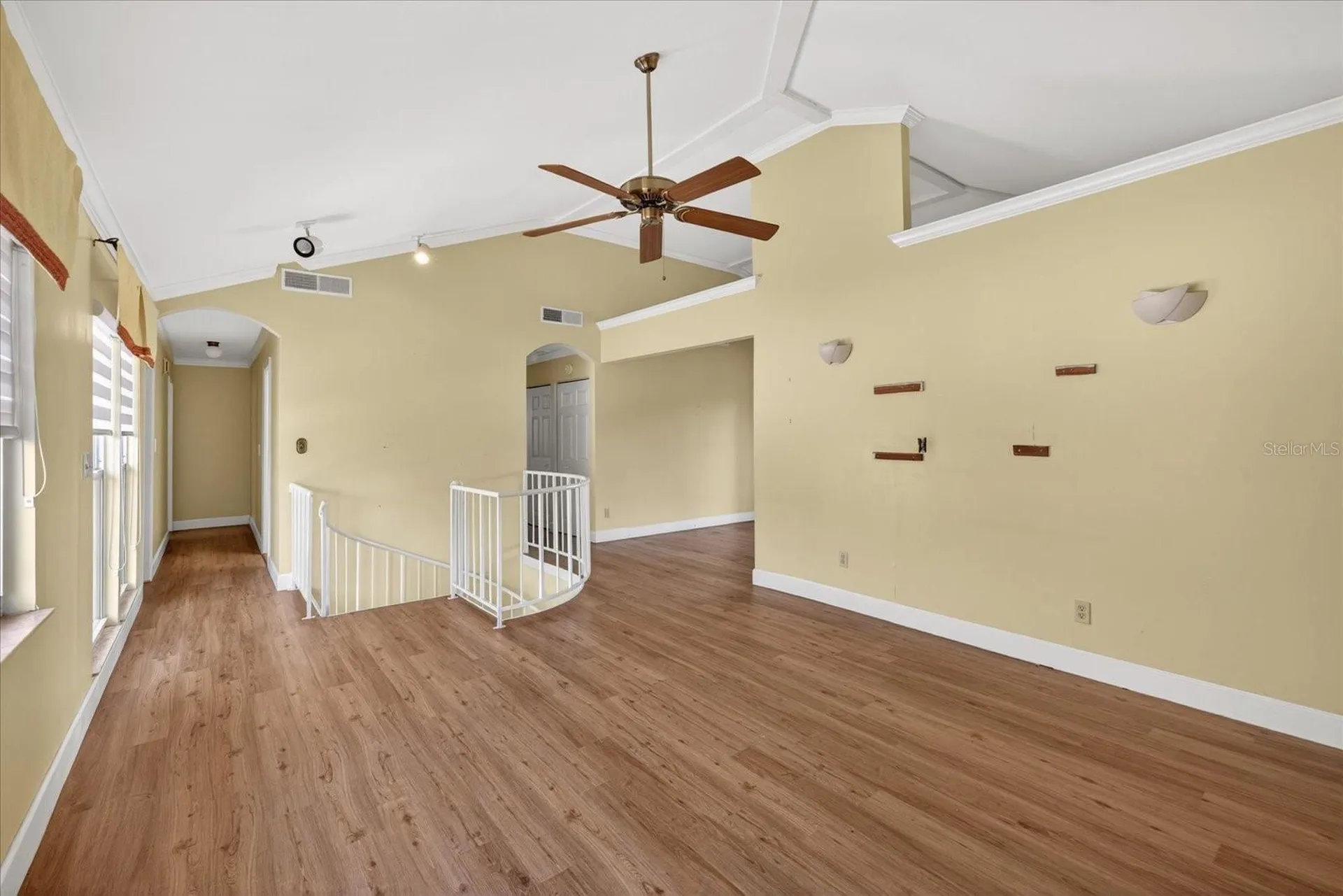 1005 Beaver Drive Tarpon Springs FL 34689