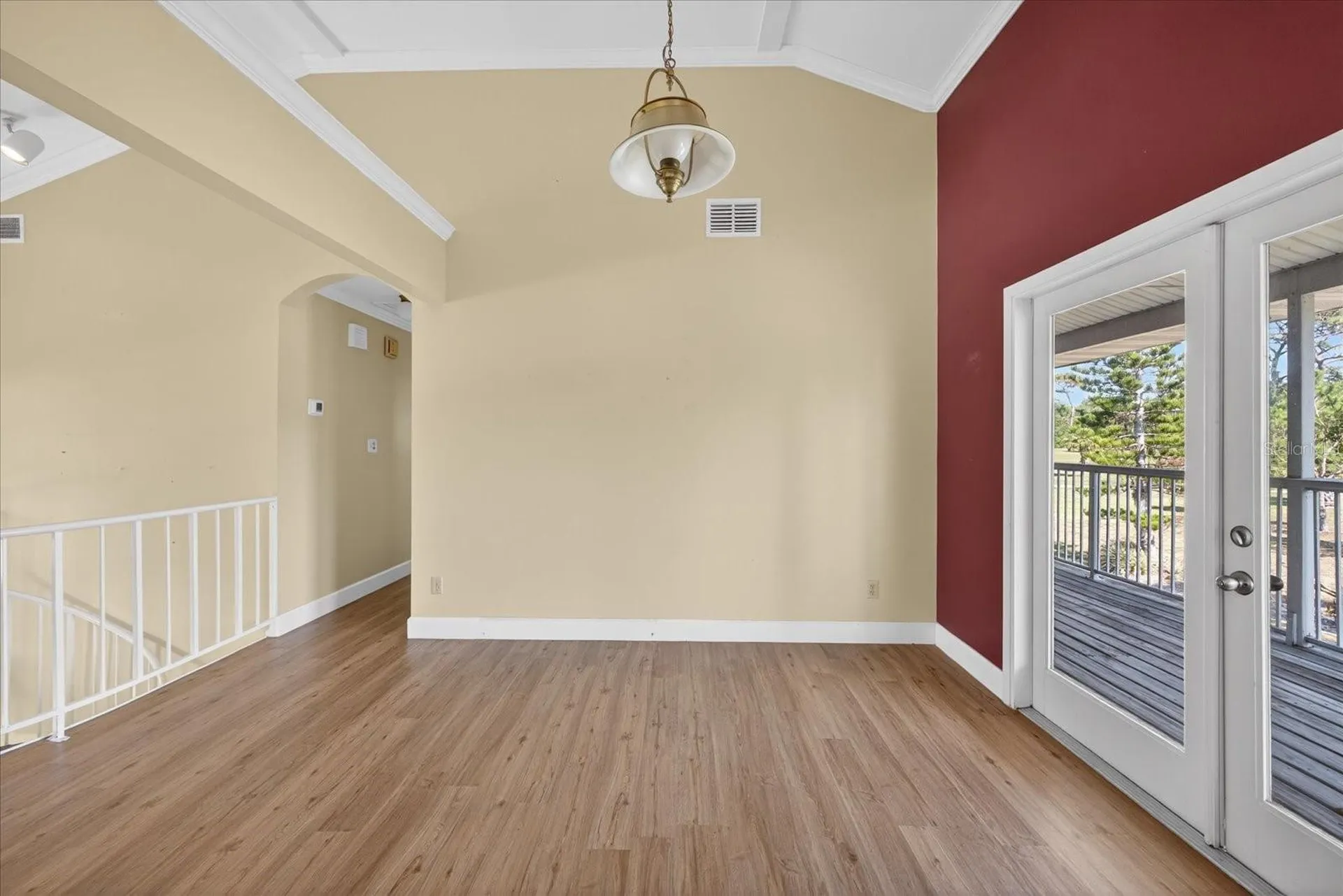 1005 Beaver Drive Tarpon Springs FL 34689