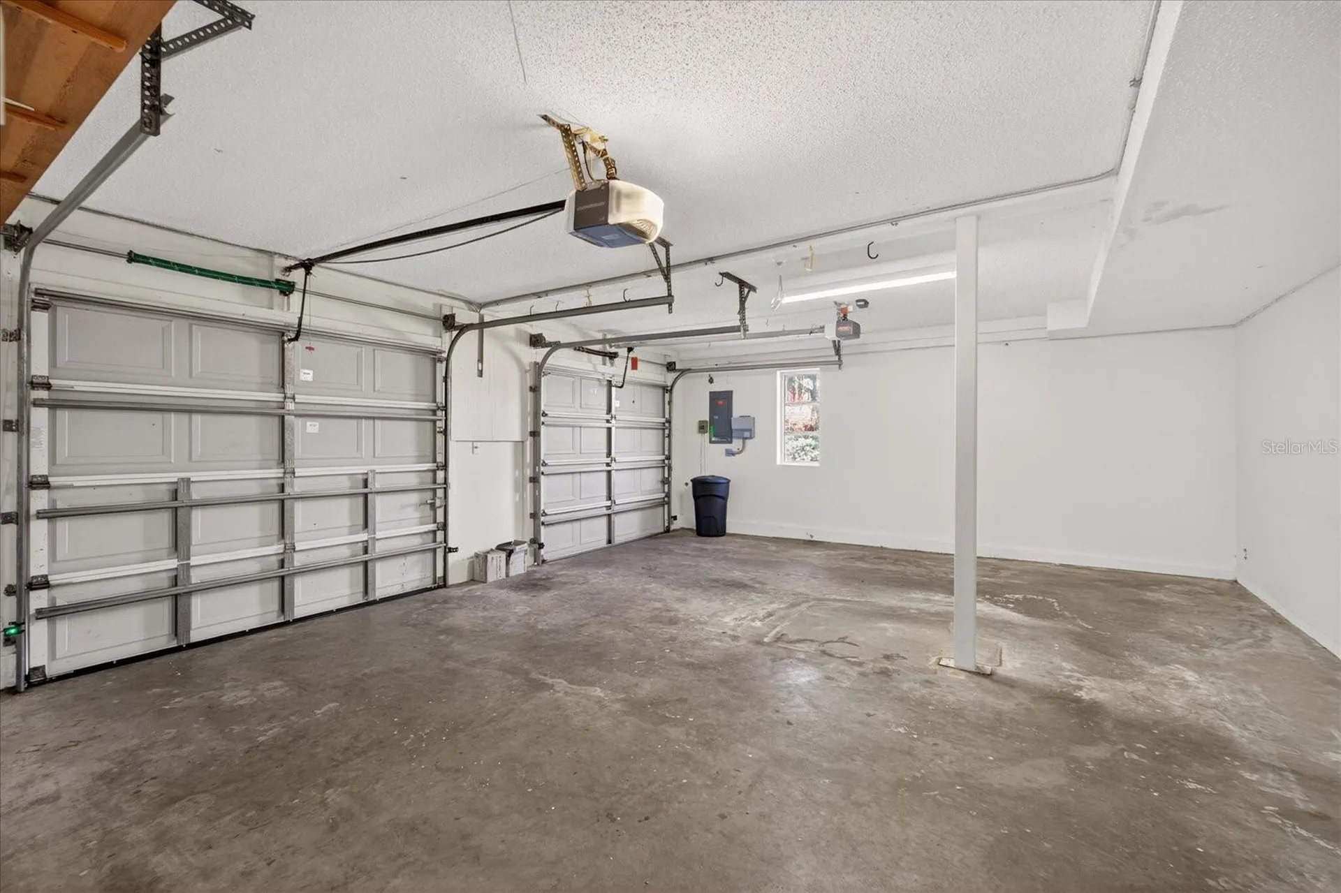 1005 Beaver Drive Tarpon Springs FL 34689