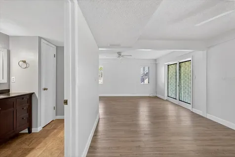 1005 Beaver Drive Tarpon Springs FL 34689