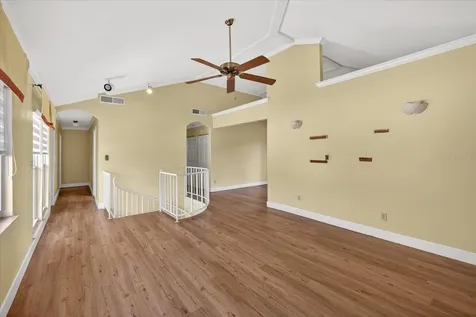 1005 Beaver Drive Tarpon Springs FL 34689