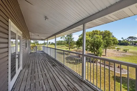 1005 Beaver Drive Tarpon Springs FL 34689