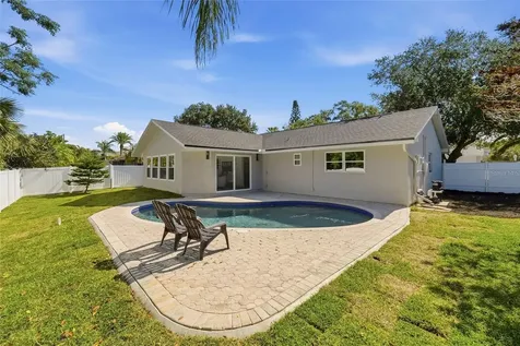 239 Myrtle Court Palm Harbor FL 34683