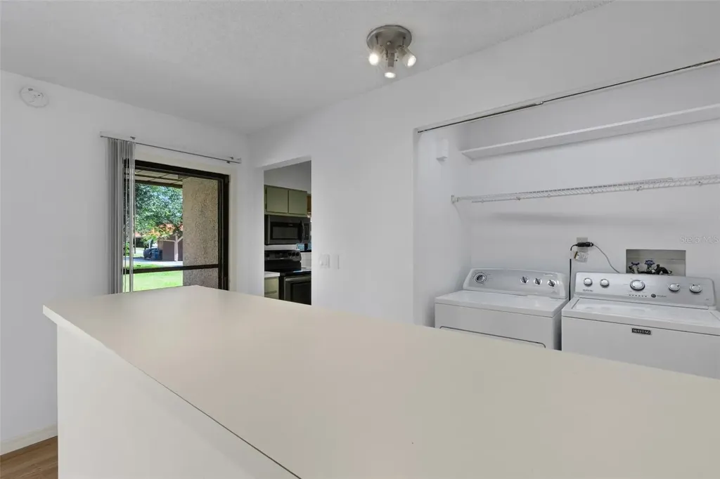 6392 Draw Lane Sarasota FL 34238