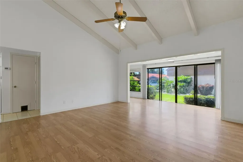 6392 Draw Lane Sarasota FL 34238
