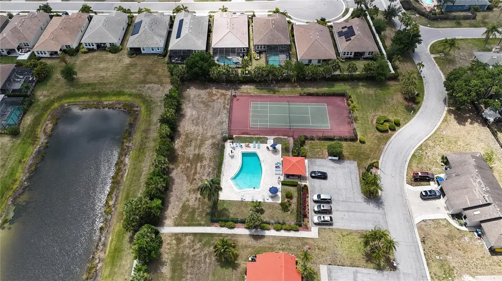 6392 Draw Lane Sarasota FL 34238