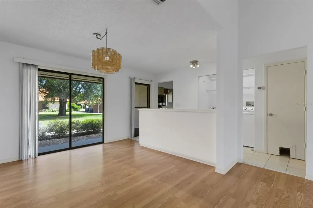 6392 Draw Lane Sarasota FL 34238