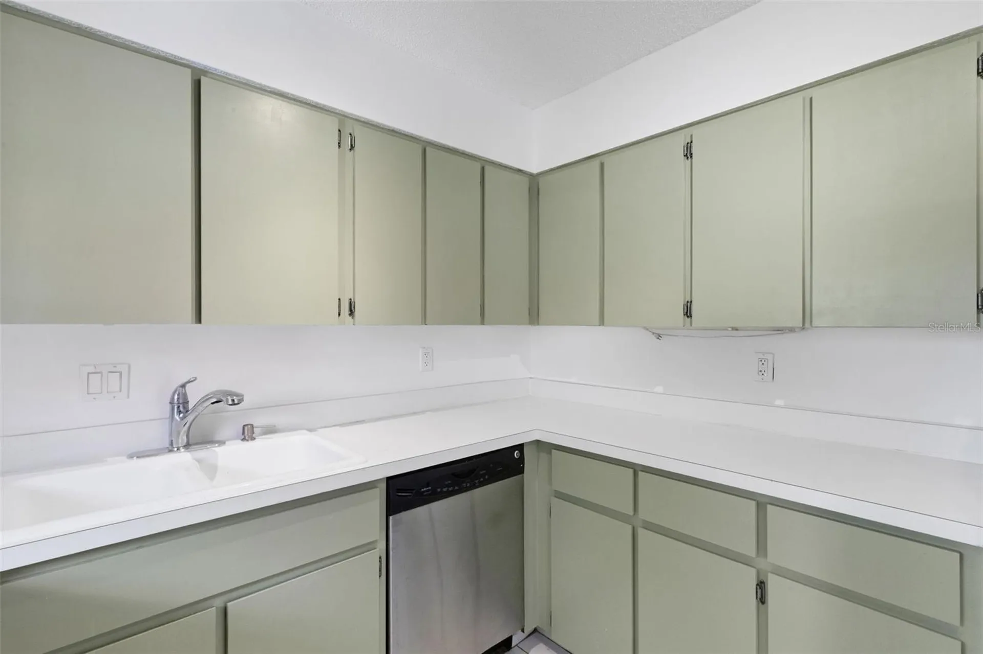 6392 Draw Lane Sarasota FL 34238