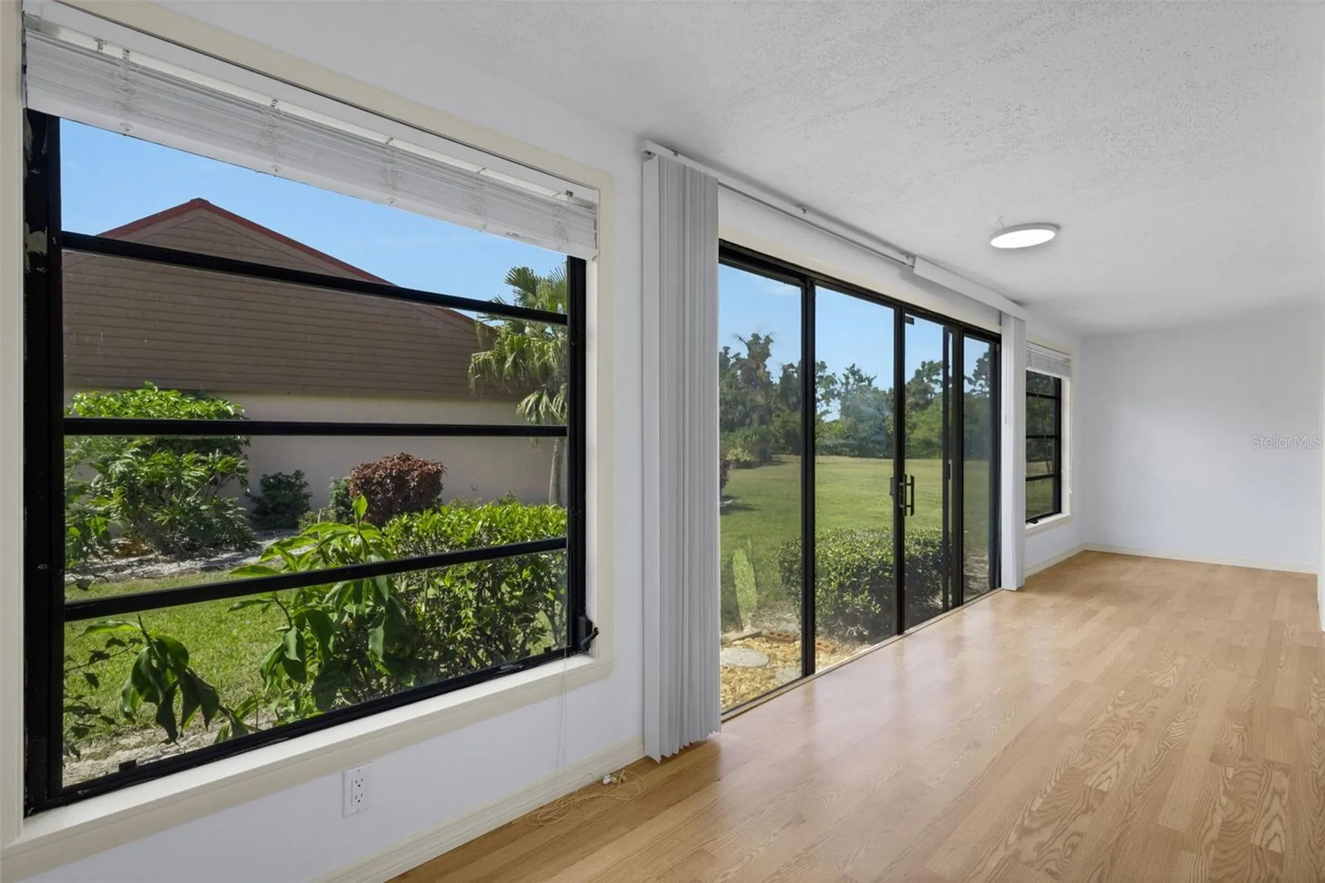 6392 Draw Lane Sarasota FL 34238