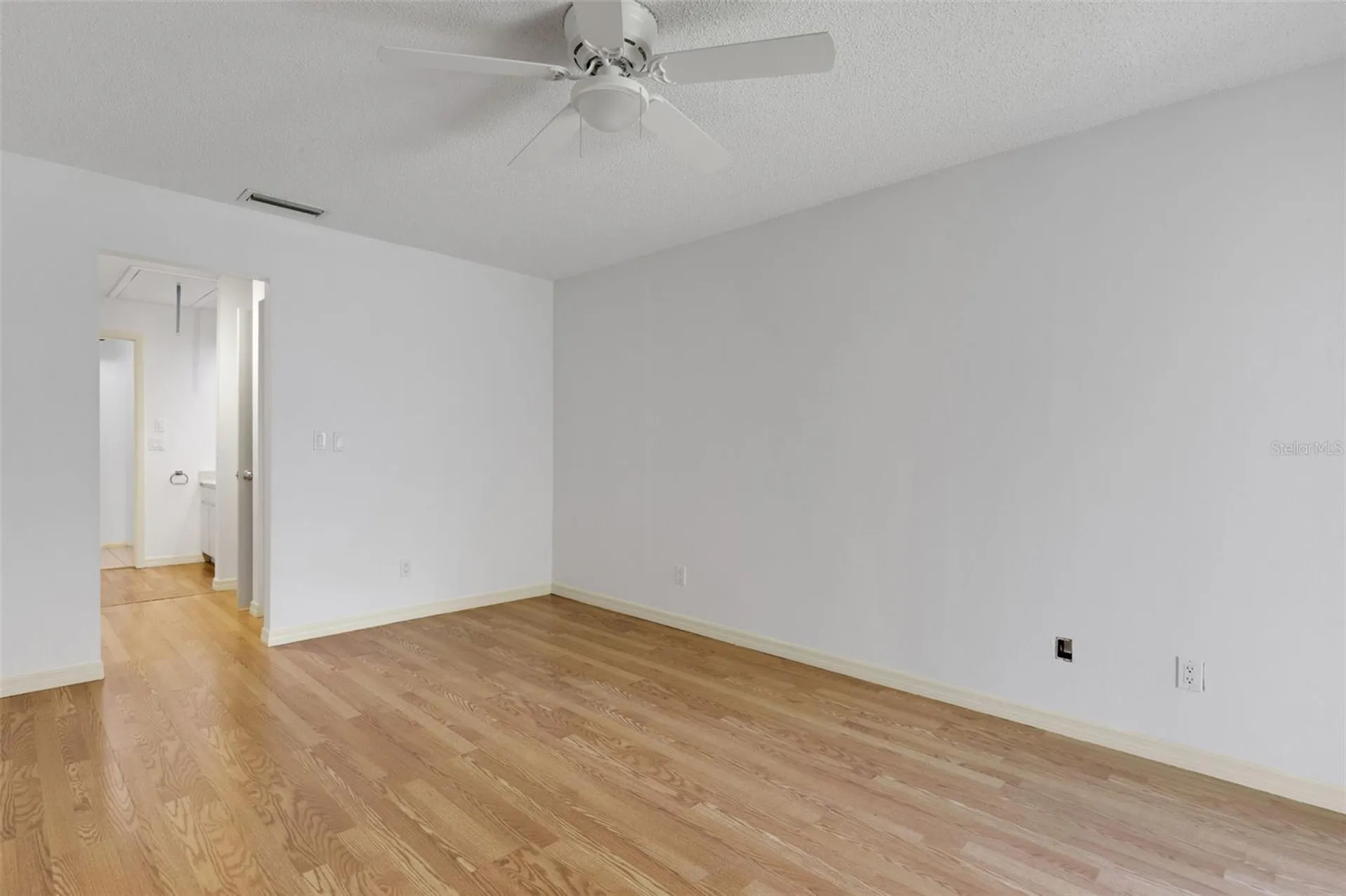 6392 Draw Lane Sarasota FL 34238