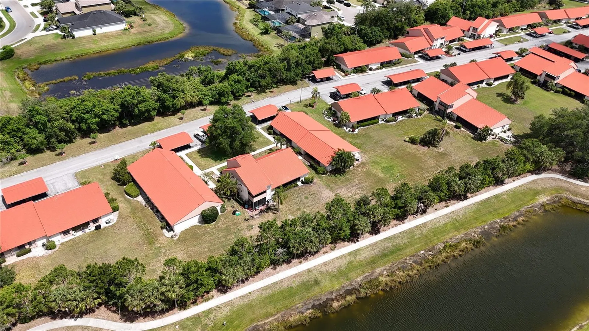 6392 Draw Lane Sarasota FL 34238